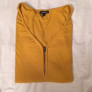 Express Mustard blouse. Cute 🧡